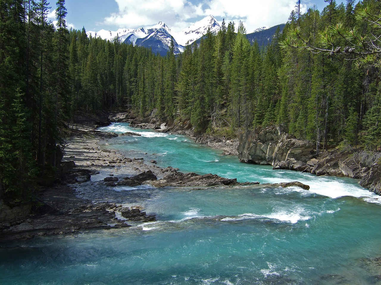 RiverApp Background image